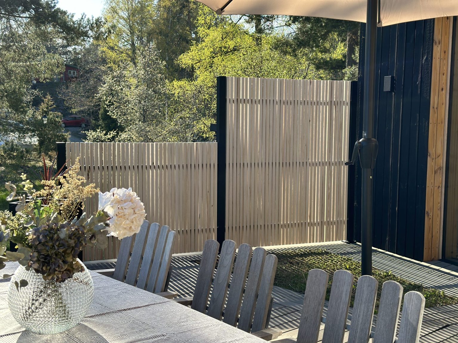 Ribbstaket Borgen. Staket med stående ribbor | Wernamo Design